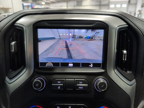 Used 2020 Chevrolet Silverado 1500 LT Trail Boss AWD/4WD image 13