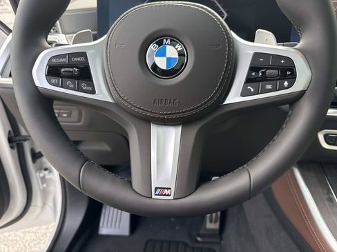 New 2026 BMW X5 xDrive40i w/ M Sport Package AWD/4WD image 18