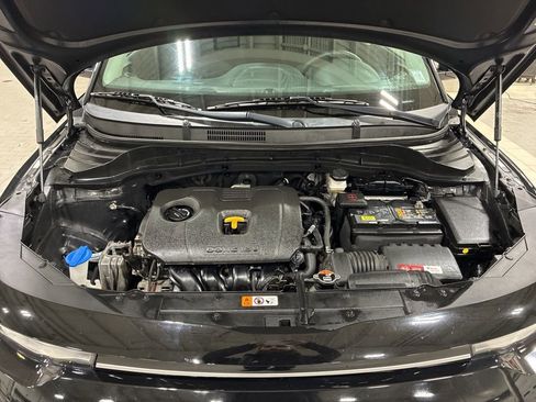 Used 2022 Kia Soul LX image 10