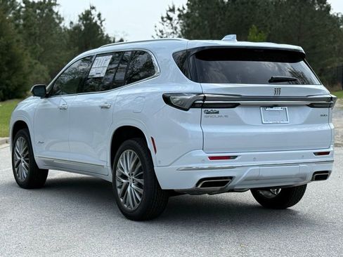 New 2026 Buick Enclave Avenir w/ Super Cruise Package image 11