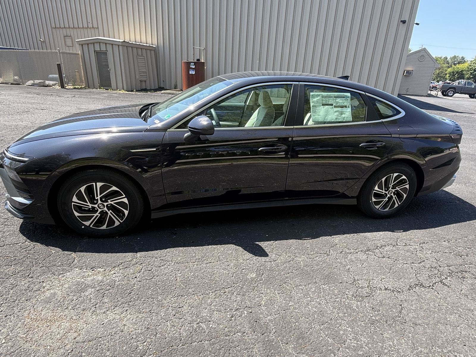 New 2026 Hyundai Sonata Blue FWD image 3