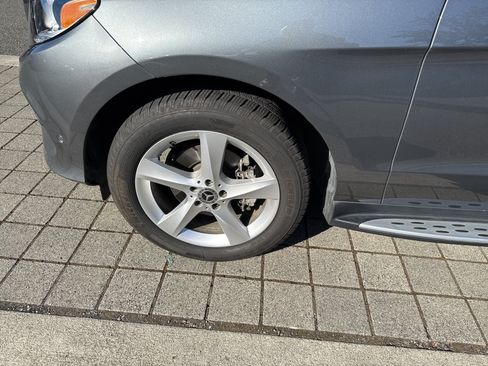 Certified 2018 Mercedes-Benz GLE 350 4MATIC image 11