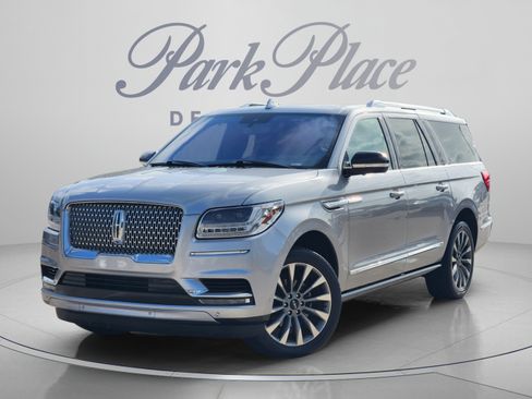 Used 2020 Lincoln Navigator L Reserve w/ Luxury Package RWD image 1