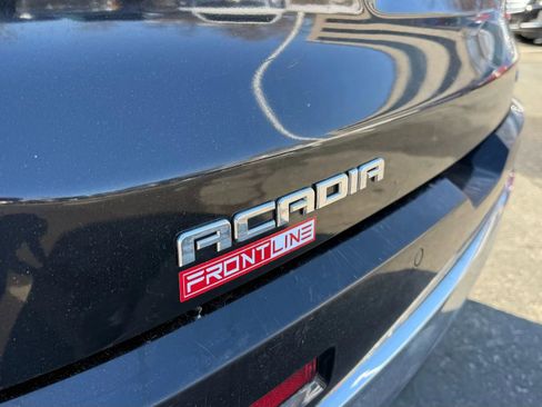 Used 2017 GMC Acadia Denali image 16