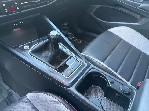 Used 2022 Volkswagen GTI Autobahn image 24