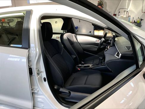 Used 2024 Toyota Corolla LE image 11