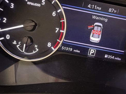 Used 2025 Nissan Sentra SR FWD image 26