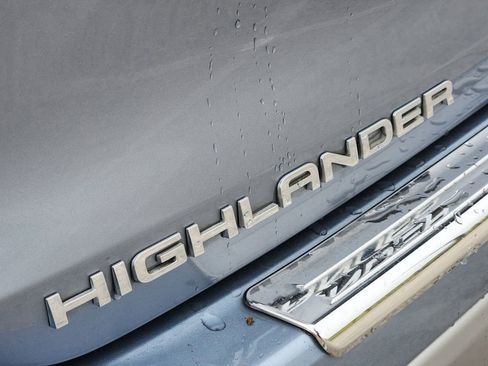 Used 2021 Toyota Highlander Platinum FWD image 8