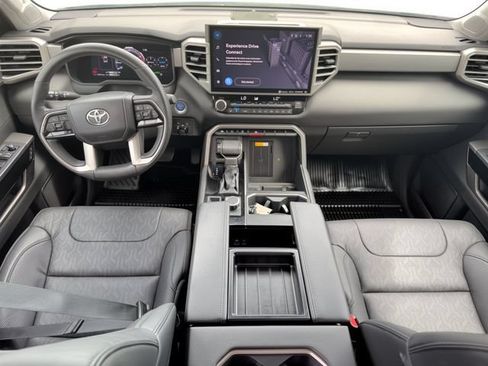 Used 2024 Toyota Tundra Limited AWD/4WD image 29