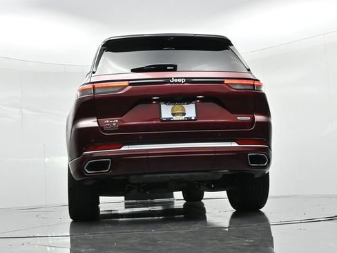 Used 2025 Jeep Grand Cherokee Summit AWD/4WD image 23