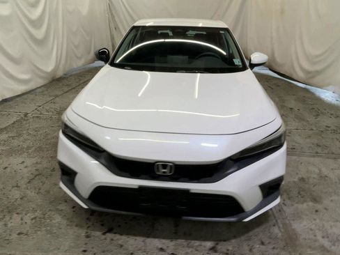 Used 2024 Honda Civic LX image 3