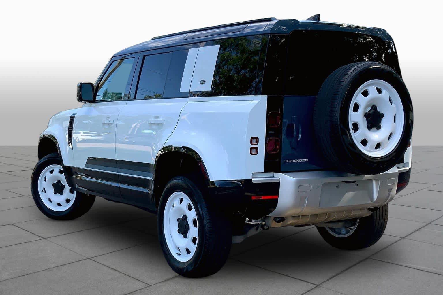 Used 2024 Land Rover Defender 110 S AWD/4WD image 12