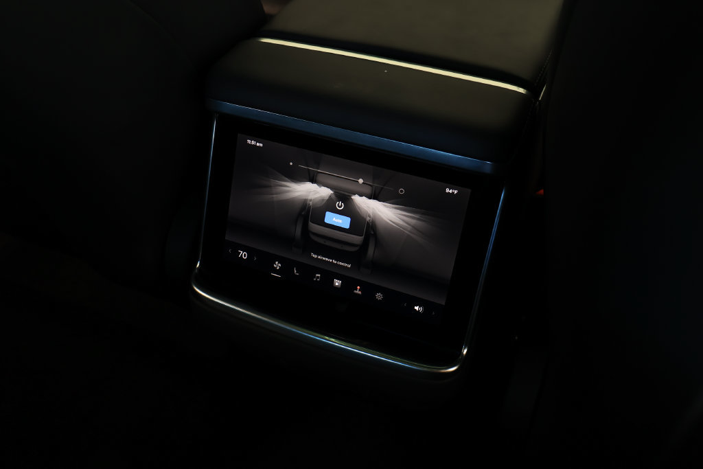 Used 2022 Tesla Model S AWD/4WD image 23
