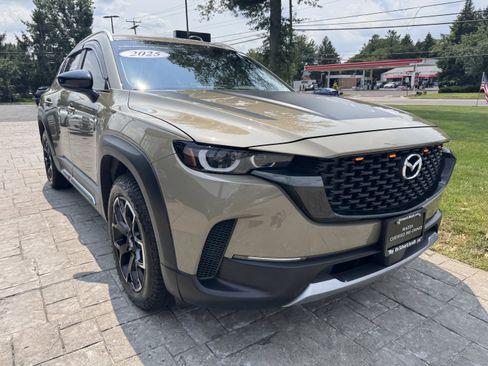 Certified 2025 MAZDA CX-50 Meridian Edition w/ Weather Package AWD/4WD image 16