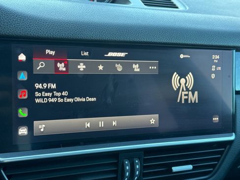 Certified 2022 Porsche Cayenne S image 18