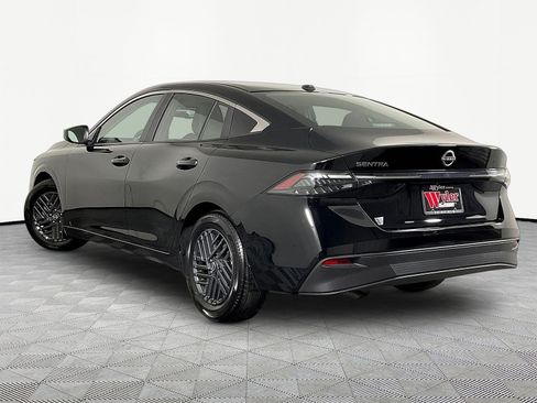 Used 2026 Nissan Sentra SV w/ SV Convenience Package FWD image 4