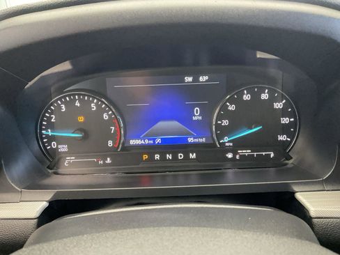 Used 2020 Ford Explorer XLT image 25