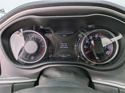 Used 2022 Dodge Challenger GT image 12