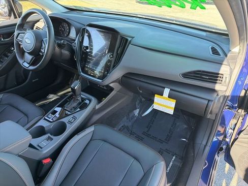 Used 2025 Subaru Crosstrek 2.5i Limited w/ Crosstrek Mirror Package image 11