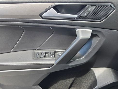 Certified 2023 Volkswagen Tiguan SE image 26