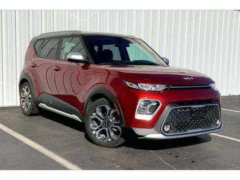 Used 2022 Kia Soul X-Line image 2