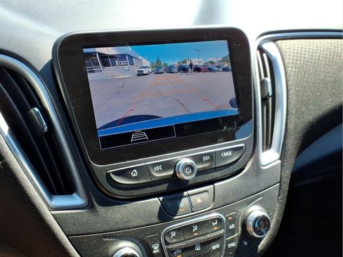 Used 2024 Chevrolet Malibu LT FWD image 24