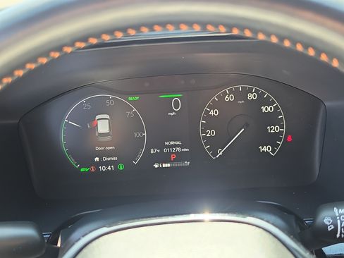 Used 2025 Honda CR-V Sport Touring image 33