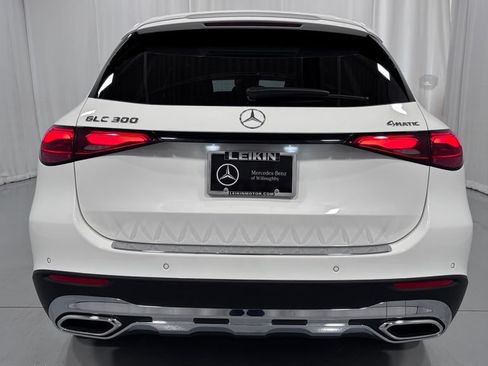 Certified 2025 Mercedes-Benz GLC 300 4MATIC image 7