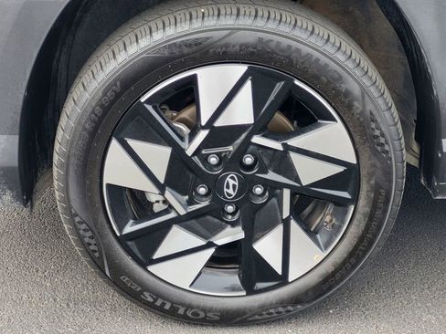 Used 2025 Hyundai Kona SEL AWD/4WD image 12