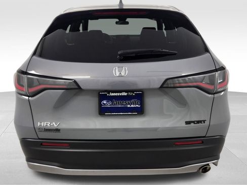 Used 2024 Honda HR-V Sport image 4