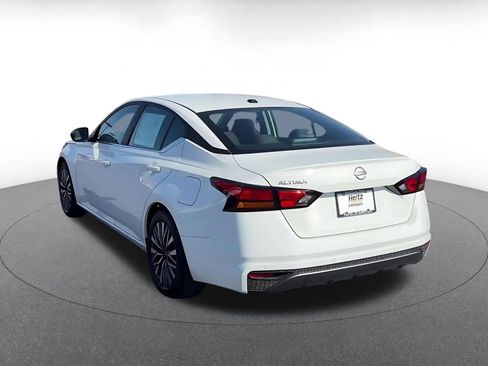 Used 2026 Nissan Altima 2.5 SV FWD image 10