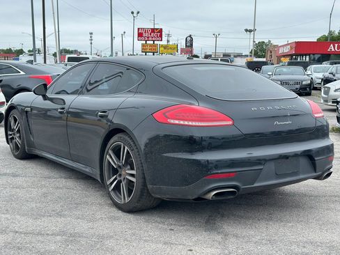 Used 2015 Porsche Panamera image 4