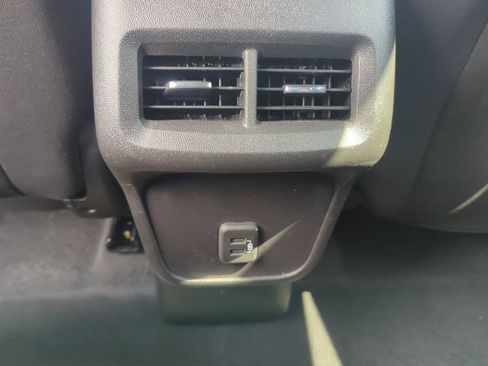 Certified 2024 Chevrolet Equinox LT image 32