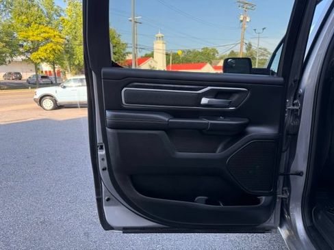 Used 2020 RAM 1500 Big Horn AWD/4WD image 35