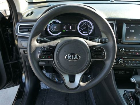 Used 2018 Kia Niro LX image 17