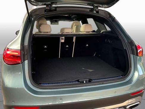 Used 2025 Mercedes-Benz GLC 300 image 37