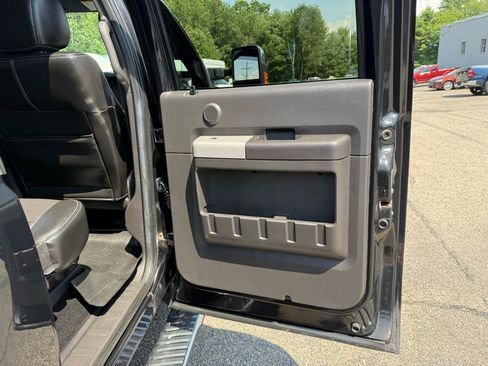 Used 2015 Ford F250 Lariat w/ Chrome Package AWD/4WD image 21