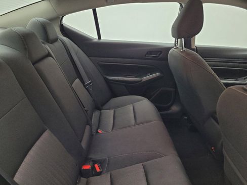 Used 2024 Nissan Altima 2.5 SV image 19