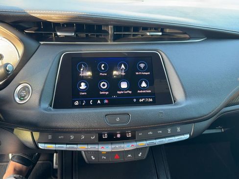 Used 2019 Cadillac XT4 Sport w/ Cold Weather Package FWD image 20