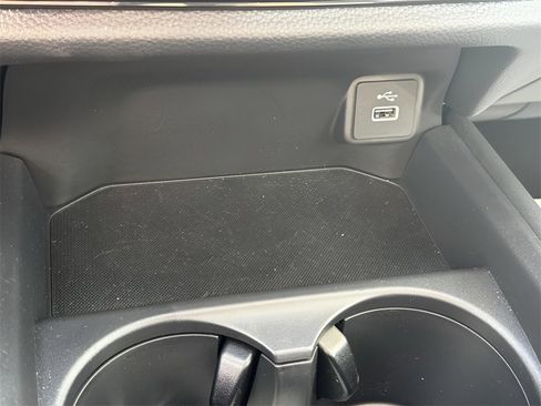 Certified 2025 Honda HR-V LX image 24