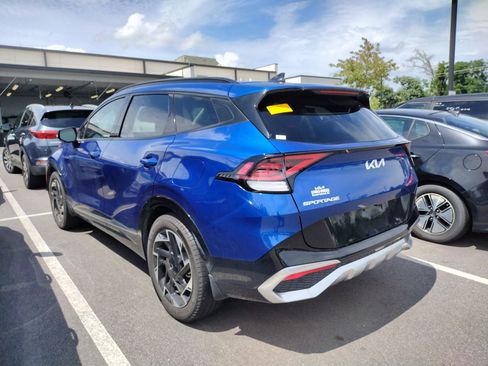 Used 2023 Kia Sportage SX FWD image 3