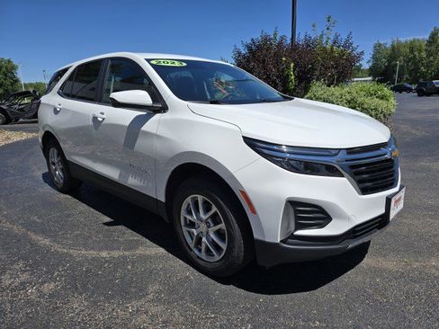 Used 2023 Chevrolet Equinox LT image 8