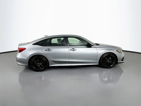 Used 2023 Honda Civic Sport image 9