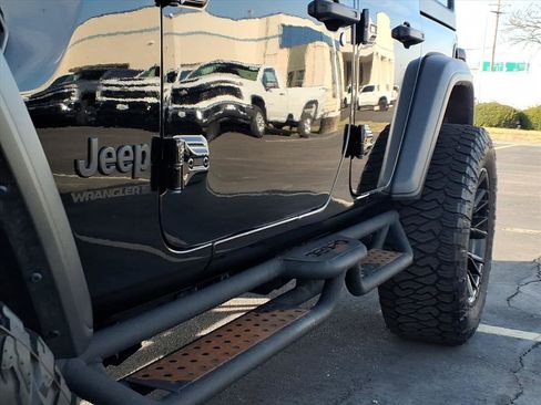 Used 2024 Jeep Wrangler Sport S image 34