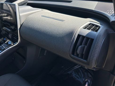 Used 2024 Toyota bZ4X XLE w/ Weather Package image 26