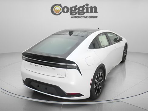 New 2026 Toyota Prius Plug-In Hybrid image 16