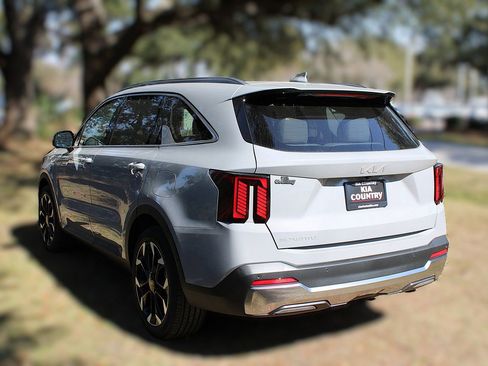 New 2026 Kia Sorento SX image 13