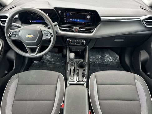 Used 2024 Chevrolet TrailBlazer LT image 10