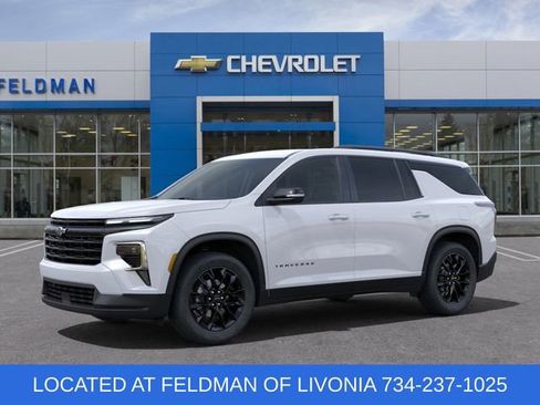 New 2025 Chevrolet Traverse LT w/ Midnight/Sport Edition image 2