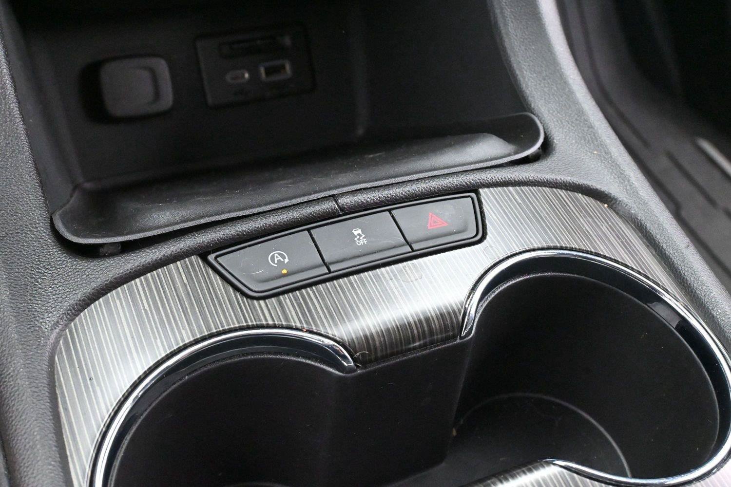 Used 2023 GMC Acadia SLT w/ LPO, Floor Liner Package AWD/4WD image 21